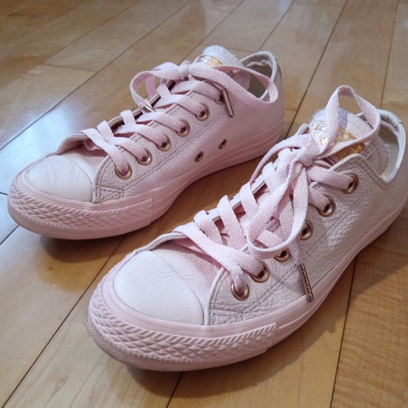 Converse Shoes - Converse all star sneakers in pink leather with rose gold metal accents